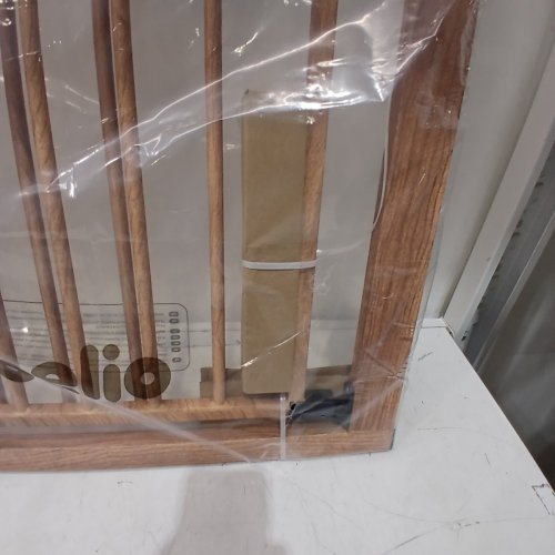 BABELIO BABY GATE - 26" - 40" X 30" - BROWN WOOD PATTERN (MODEL: CB-M-101) image 3