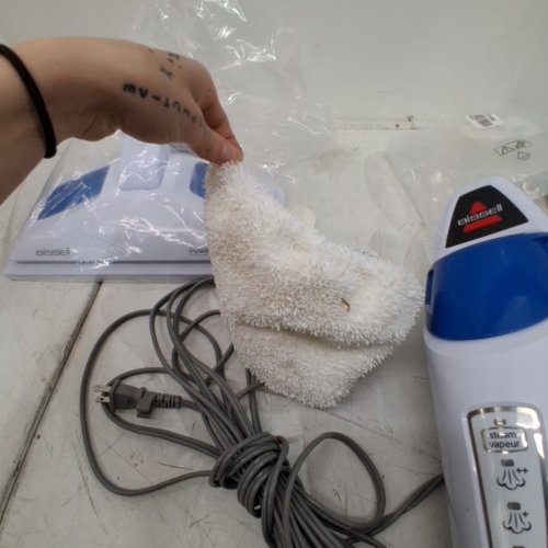 BISSELL POWERFRESH STEAM MOP- WHITE - (MODEL:19401) image 4