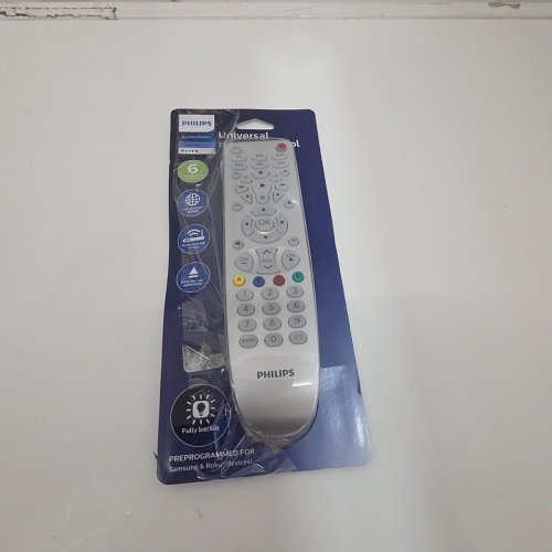 PHILIPS FULLY BACKLIT UNIVERSAL REMOTE CONTROL - WORKS WITH UP TO 6 DEVICES - SILVER image 3