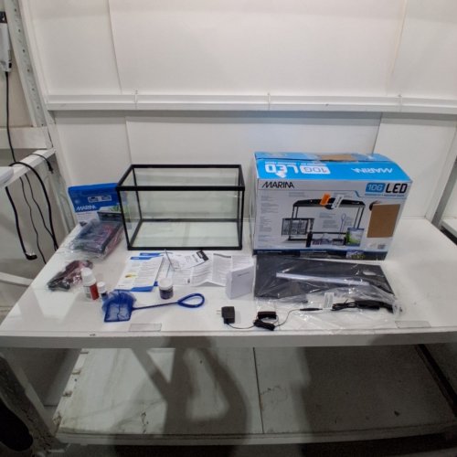 MARINA LED AQUARIUM KIT - 10GAL - 20" X 10" X 12.5" - CLEAR/BLACK (MODEL: 15256A1) image 4