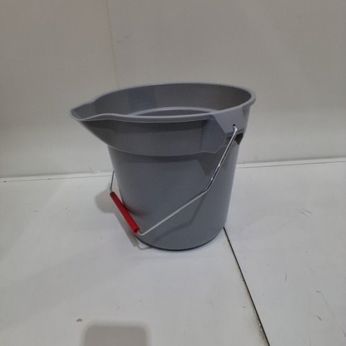 RUBBERMAID BRUTE BUCKET - 10QT - GREY (MODEL:39882) image 2