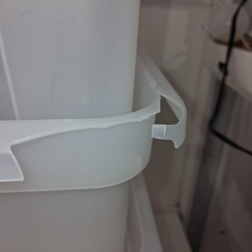 4PK IRIS USA PLASTIC STORAGE BIN TOTE - 33L - CLEAR (MODEL: FB-21E/FB-21EE) image 5