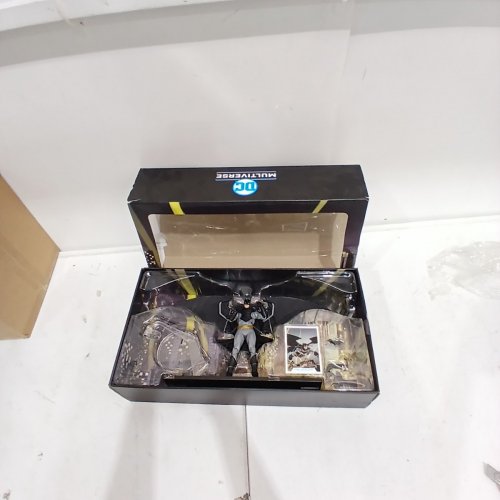MCFARLANE TOYS GOLD LABEL DC MULTIVERSE BATMAN REBIRTH WITH BAT-GLIDER - THE THIRTEENTH HOUR - 7" ACTION FIGURE image 3