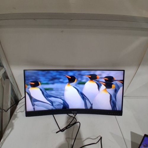 VIEWSONIC 34" ULTRAWIDE QHD 1440P CURVED VIDEO CONFERENCING DOCKING MONITOR - MATTE BLACK - (MODEL: VG3457CV) image 8
