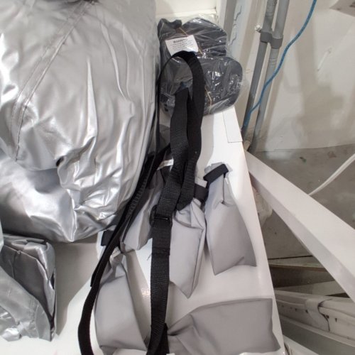 FRUNO OXFORD FABRIC WEATHER RESISTANT ANTI-UV 5TH WHEEL RV COVER WITH JACK COVER, 4 TIRE COVERS, AND GUTTER COVERS - FITS 26FT TO 29FT - WHITE/SILVER/BLACK (MODEL: ‎F-5TH-2629) image 3