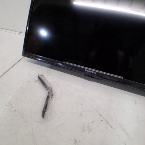 MAGNAVOX ROKU TV 720P SMART TELEVISION - 24" - BLACK (MODEL: MRT2405) image 4