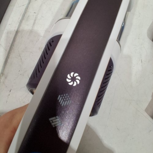 SHARK POWERPRO CORDLESS VACUUM WITH FLOOR DETECT HEPA FILTRATION SYSTEM - UP TO 50 MINUTES RUNTIME - WHITE (MODEL: IZ370HC) image 2