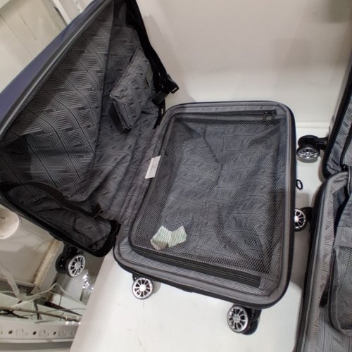 2PC SAMSONITE CENTRIC HARDSIDE LUGGAGE SET WITH DUAL SPINNERS TRUE NAVY 20''/28'' (MODEL: 141136-3404) image 4