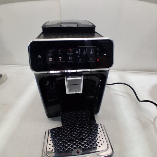 PHILIPS 3300 SERIES FULLY AUTOMATIC ESPRESSO MACHINE WITH LATTEGO MILK SYSTEM AND INTEGRATED GRINDER - GLOSSY BLACK (MODEL:EP3341/50) image 3