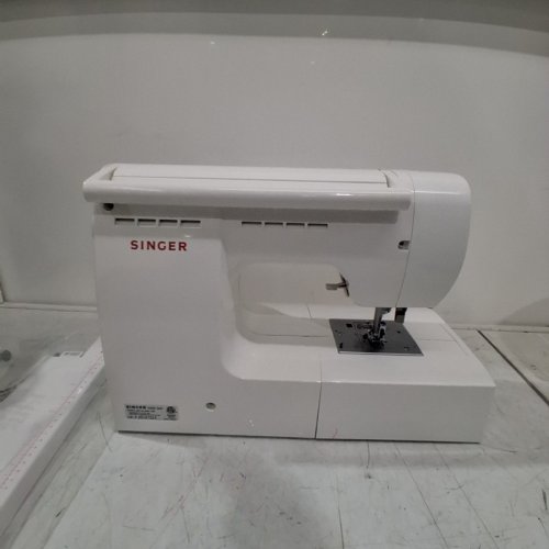 SINGER 9960 QUANTUM STYLIST 600-STITCH COMPUTERIZED SEWING MACHINE (MODEL: 9960) image 7