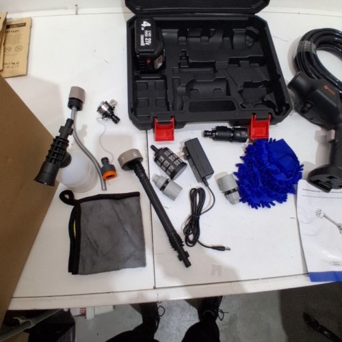 HANDHELD RECHARGABLE PORTABLE CORDLESS PRESSURE WASHER - 880 PSI - BLACK image 4