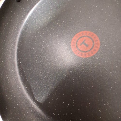 TFAL SIGNATURE NON STICK DURABASE TECHNOLOGY FRYING PAN WITH SPOUTS - 13" - BLACK image 3