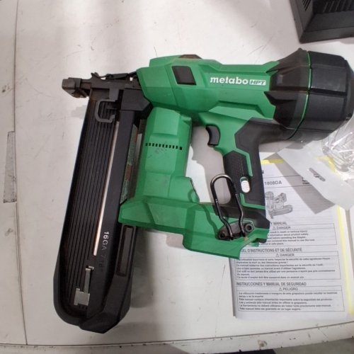 METABO HPT 18V MULTIVOLT™ CORDLESS STAPLER KIT | 1-1/2" 18-GA NARROW CROWN (MODEL : N1804DA) image 7