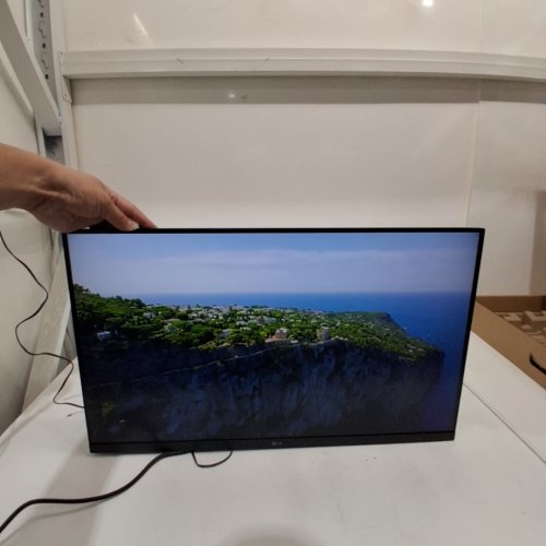 LG IPS FREESYNC FHD MONITOR - 27" - BLACK (MODEL: 27MC41D-B) image 2