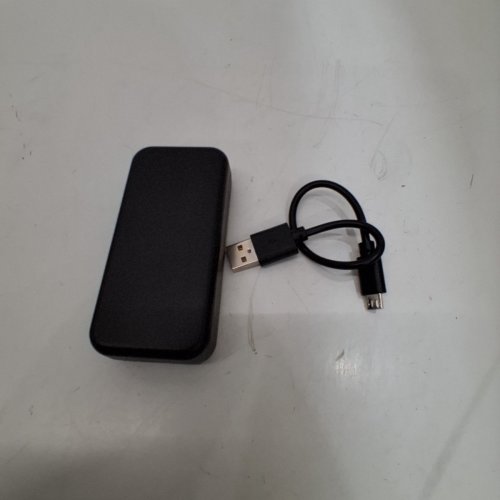 DEALWORTHY MINI POWER BANK WITH MICRO USB CABLE - 4000MAH - BLACK image 3