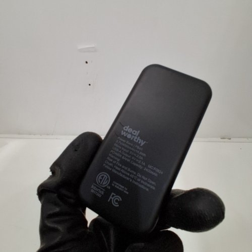 DEALWORTHY MINI POWER BANK WITH MICRO USB CABLE - 4000MAH - BLACK image 4