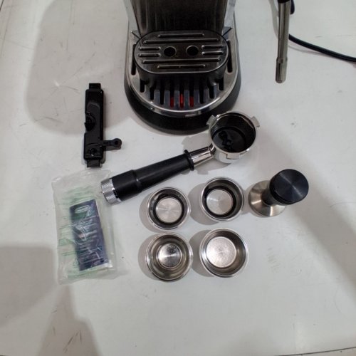 DE'LONGHI DEDICA MAESTRO PLUS ESPRESSO MACHINE WITH AUTOMATIC STEAM WAND - STAINLESS STEEL - (MODEL:EC900M) image 5