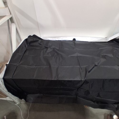 outside table PROTECTIVE COVER - 55" x 46" - BLACK / SILVER image 4