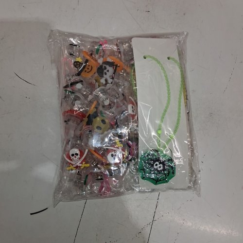 48PC HALLOWEEN NOVELTY JEWELRY - RING, NECKLACES. BRACELETS - MULTICOLOUR image 3