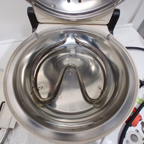 6PC NUTRICHEF COUNTERTOP ELECTRIC PIZZA OVEN - 1200W - WHITE/CREAM (MODEL: NCPZTP120WT) image 4