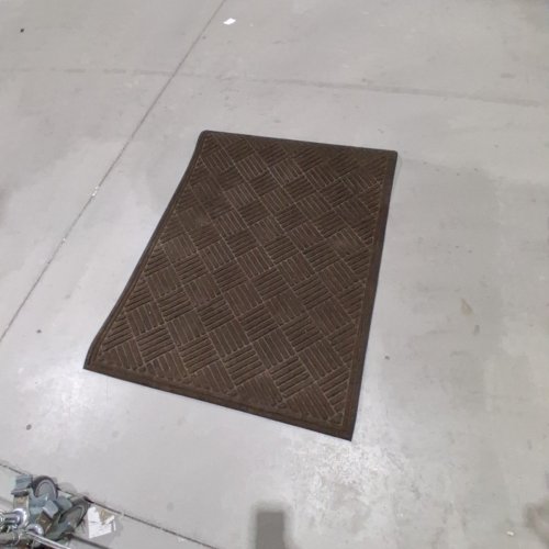 DIAMOND PATTERN ENTRY WAY RUG - 72" X 48" - BROWN image 2