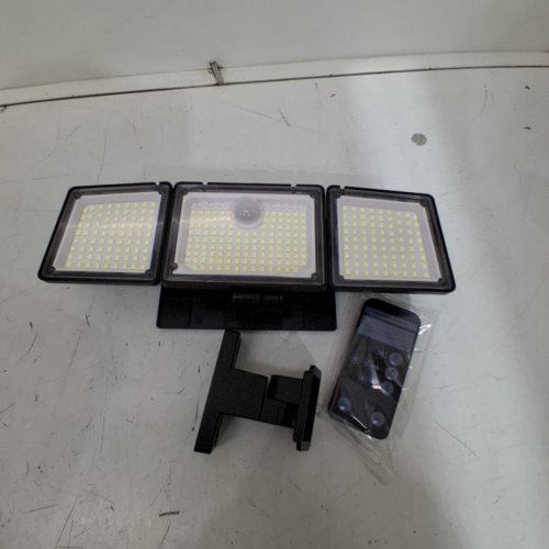 WATERPROOF SOLAR SUPER BRIGHT SOLAR MOTION SENSOR LIGHT OUTDOOR- 1000LM- BLACK/WHITE image 2
