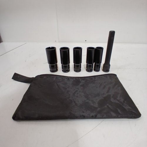 6PC SOCKET SET WITH EXTENSION AND STORAGE POUCH - 17,19,21,22,24 MM - BLACK image 2