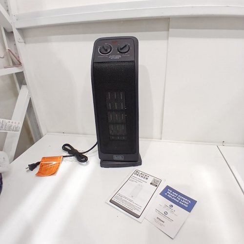 BLACK+DECKER CERAMIC TOWER HEATER - 1500W - BLACK (MODEL: BHTC571) image 3