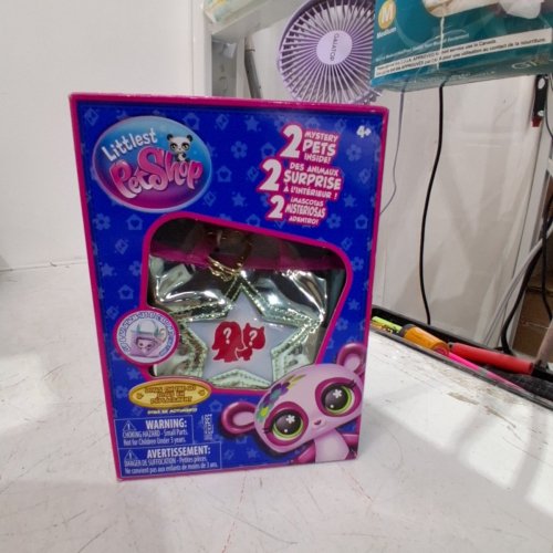 3PC LITTLEST PET SHOP LITTLEST PET SHOP DIVAS ON THE GO MYSTERY PET FIGURE SET - MULTICOLOR image 3