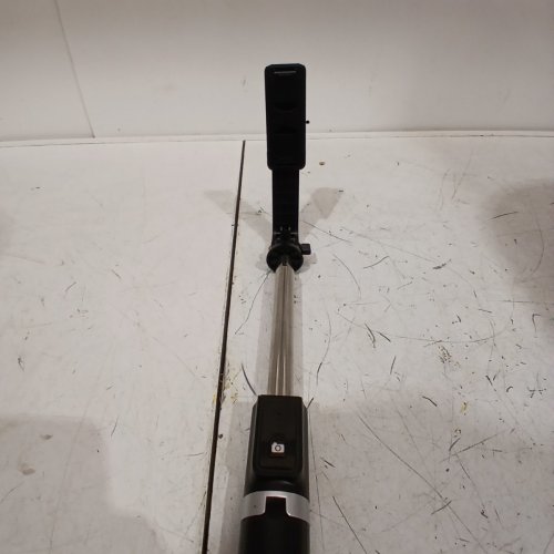 ANXRE SELFIE STICK TRIPOD WITH REMOTE COMPATIBLE WITH IPHONE OR SAMSUNG - 50" - BLACK (MODEL: ANXST01) image 3