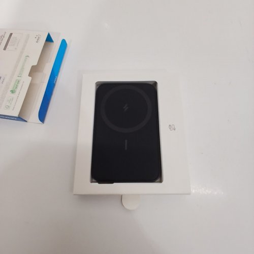 ANKER 622 MAGNETIC WIRELESS PORTABLE CHARGER (MAGGO), 5000MAH FOLDABLE MAGNETIC BATTERY AND USB-C FOR IPHONE, INTERSTELLAR GREY image 2