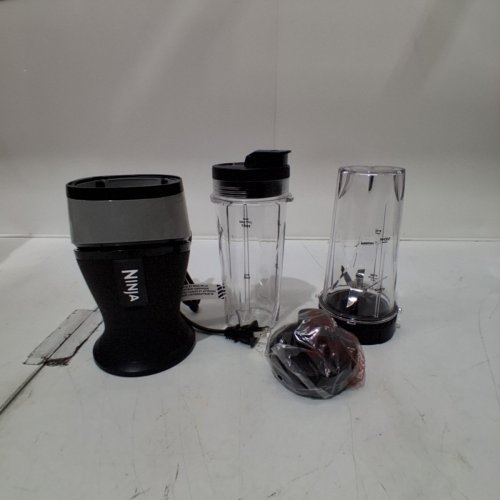 NINJA FIT COMPACT PERSONAL BLENDER - 700W - 16OZ - BLACK (MODEL: QB3000SSC) image 3