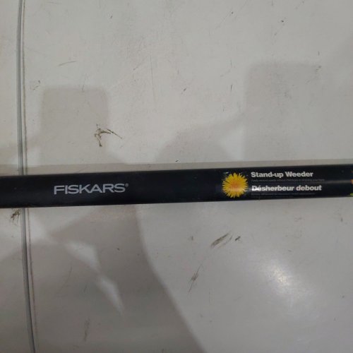 FISKARS PLASTIC AND COMPOSITE WEEDER - 39.75" - BLACK/ORANGE (MODEL: 78806946) image 4