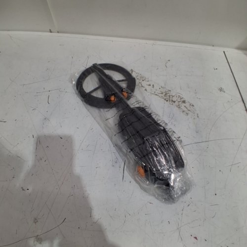 METAL DETECTOR WITH LED SCREEN & 8" SENSITIVITY - 6.5" SEARCH COIL - 16.5" - BLACK / ORANGE image 6