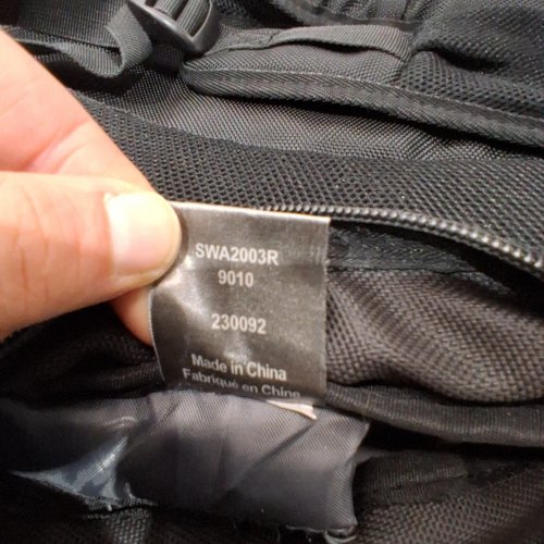 SWISSGEAR COMPUTER AND TABLET BACKPACK -FITS UP TO 15" - BLACK - (STYLE: SWA2003R) image 2