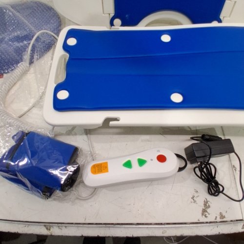 COLLAPSIBLE ELECTRIC ADJUSTABLE HEIGHT BATH LIFE CHAIR - 42.9" X 23.1" X 14.4" - BLUE/WHITE (MODEL: JC35M3-1) image 5