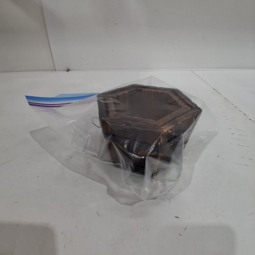 2PC WOODEN HEXAGONAL POTS -6" X 4", 4.5" X 3" - BROWN image 4