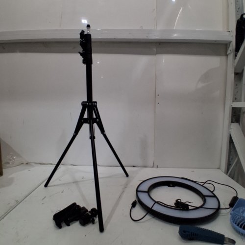 BOWER FOLDABLE RING LIGHT WITH RGB LIGHTS- 12" - BLACK (MODEL: WSC-RGB12SLIM) image 3
