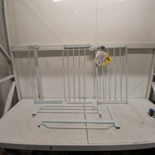 REGALO EASY STEP EXTRA WIDE BABY GATE - 30" X 29"-49" - WHITE (MODEL: 1164 EW DS) image 2