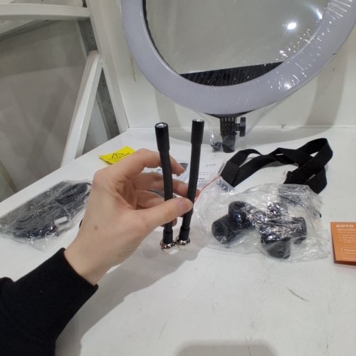 EOTO LIGHT LED RING LIGHT WITH CARRYING CASE AND REMOTE CONTROLLER - 21" - 2900K - 6500K - BLACK image 3