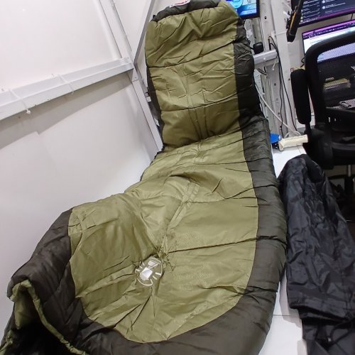 COLEMAN NORTH RIM COLD-WEATHER MUMMY SLEEPING BAG - ACCOMODATES UP TO 6FT2" / -17°C - OLIVE GREEN image 3