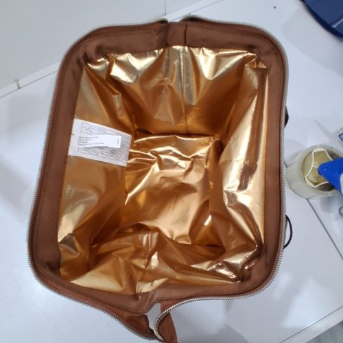 IGLOO LUXE COOLER/LUNCH BAG - 9 CANS MAX CAPACITY - BROWN/GOLD (MODEL: 2014223) image 3
