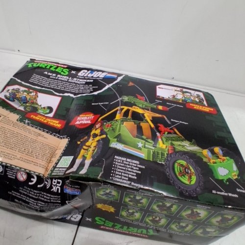 TEENAGE MUTANT NINJA TURTLES AND G.I. JOE AWE SHELL-STRIKER image 3