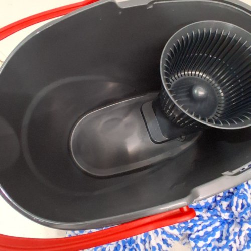 VILEDA EASYWRING RINSECLEAN MICROFIBER SPIN MOP & BUCKET FLOOR CLEANING SYSTEM WITH 1 EXTRA REFILL image 3