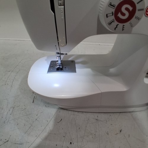 SINGER MECHANICAL SEWING MACHINE - WHITE - (MODEL: MX60) image 2