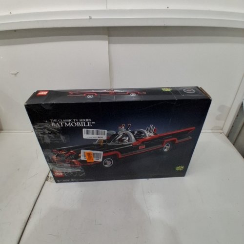 1822PC LEGO DC BATMAN: THE CLASSIC TV SERIES BATMOBILE SET - (MODEL:76328) image 7