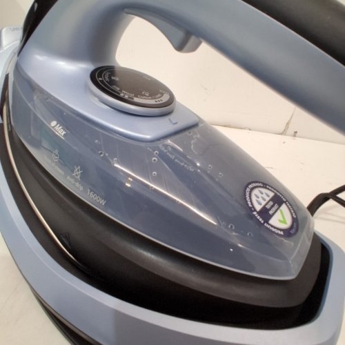ROWENTA FREEMOVE CORDLESS IRON, PORTABLE STEAMER - 1600W - BLUE AND BLACK (ITEM: DE6730) image 4