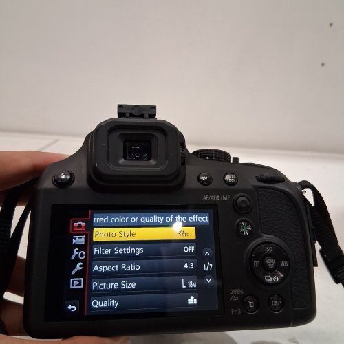 PANASONIC LUMIX 4K DIGITAL CAMERA, 18.1 MEGAPIXEL VIDEO CAMERA, 60X ZOOM DC VARIO 20-1200MM LENS, F2.8-5.9 APERTURE (MODEL: DC-FZ80) image 3