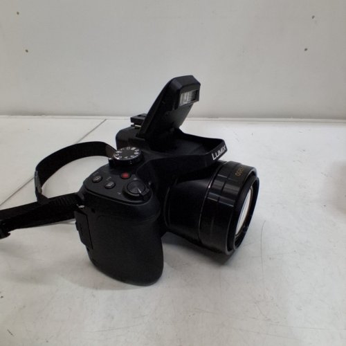 PANASONIC LUMIX 4K DIGITAL CAMERA, 18.1 MEGAPIXEL VIDEO CAMERA, 60X ZOOM DC VARIO 20-1200MM LENS, F2.8-5.9 APERTURE (MODEL: DC-FZ80) image 7