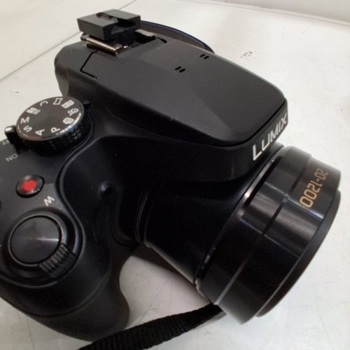 PANASONIC LUMIX 4K DIGITAL CAMERA, 18.1 MEGAPIXEL VIDEO CAMERA, 60X ZOOM DC VARIO 20-1200MM LENS, F2.8-5.9 APERTURE (MODEL: DC-FZ80) image 17